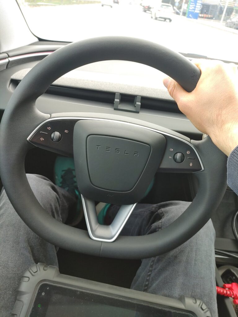 0 02 05 85080063d464af0d9abf9f412e755b391e401e5efd1f4fc3ea93ccd5048dd5ae 544ba099